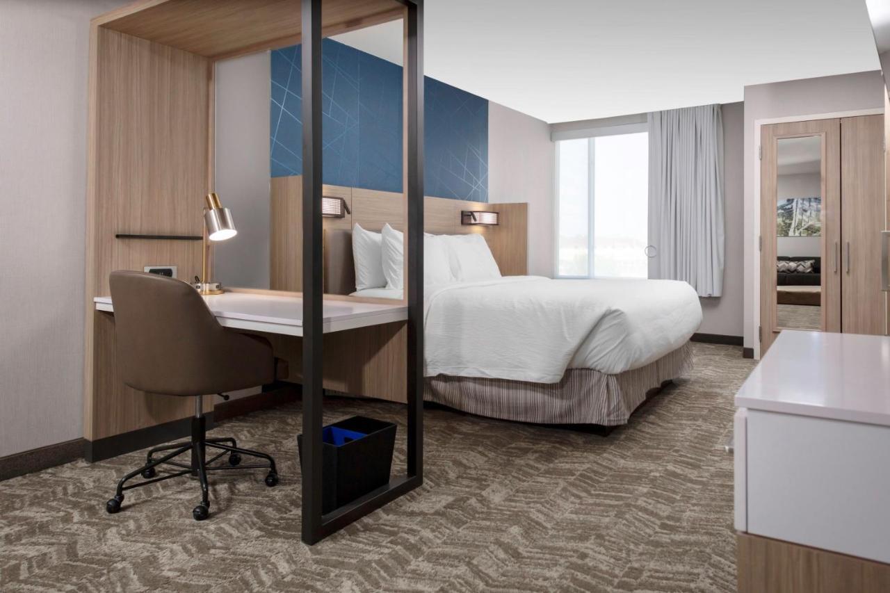 Springhill Suites Kansas City Airport Exterior foto